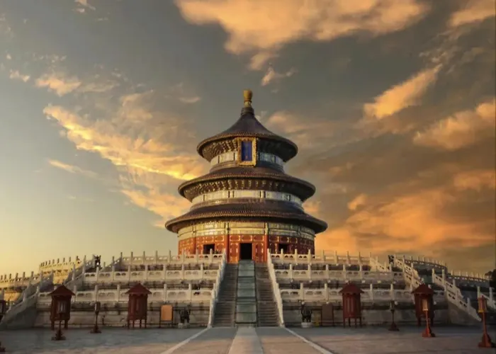 Happy Dragon City Center Alley Hotel -In The City Center With Big Window&Heater, Ticket Service&Free Coffee&Food Recommendation,Near Tian Anmen Forbiddencity,Easy To Get Traditional Walking Area&Shichahai