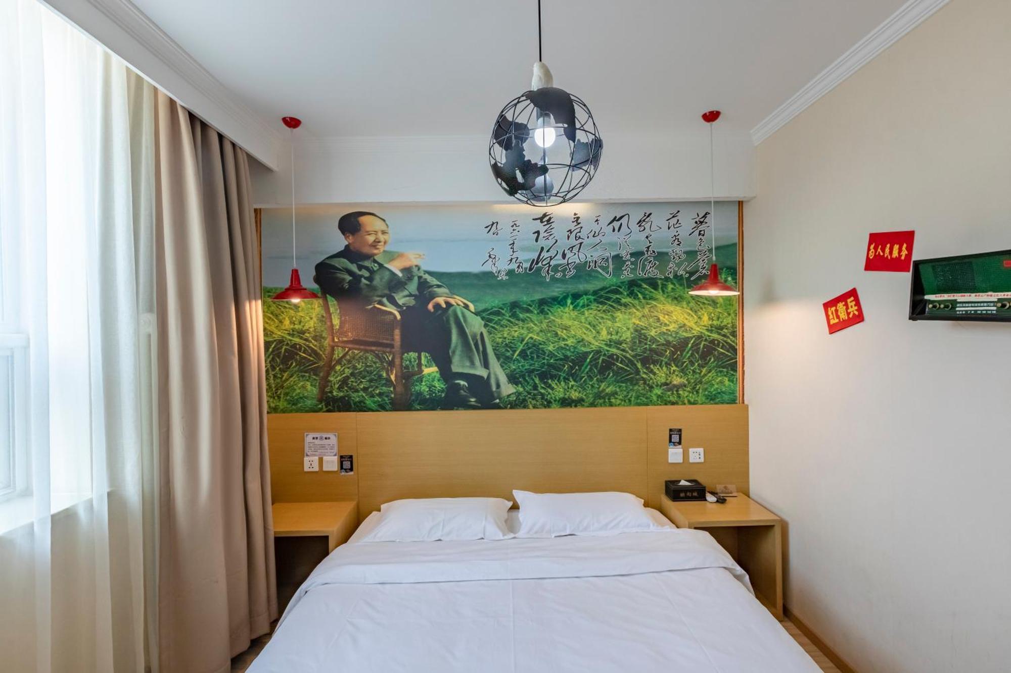 Hotel Happy Dragon Center Alley Beijing